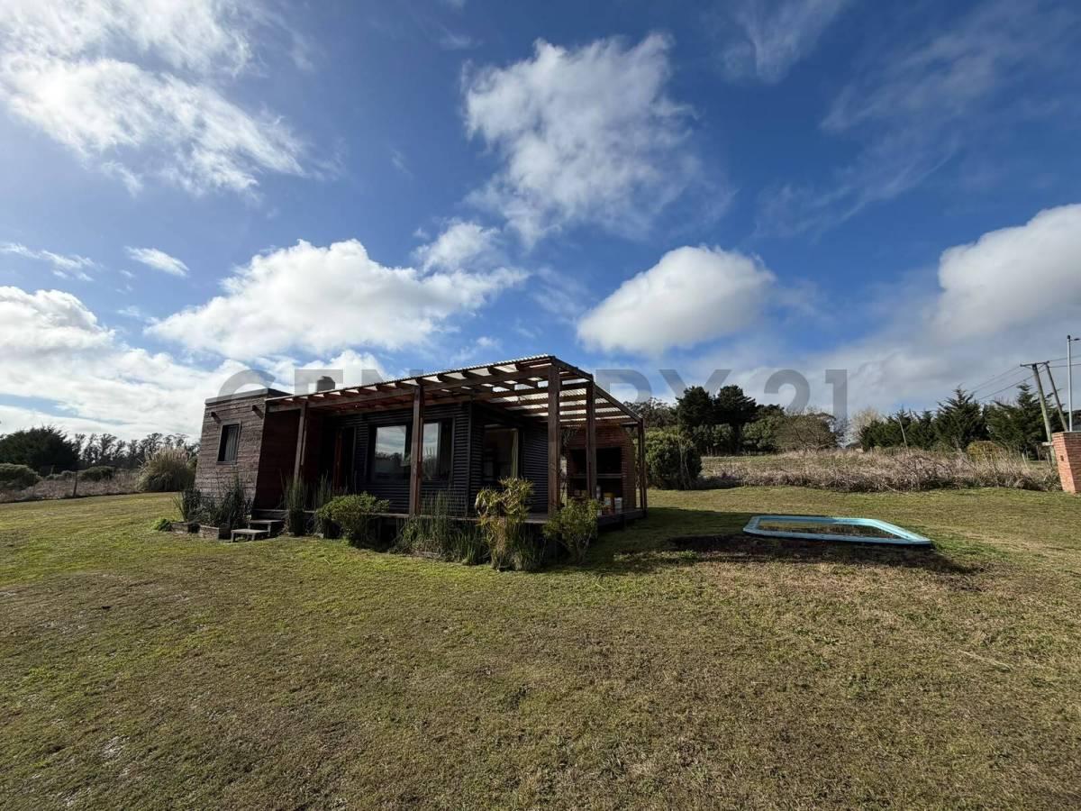CASA QUINTA 3 AMBIENTES A ESTRENAR CON PILETA – SIERRA DE LOS PADRES — foto 1