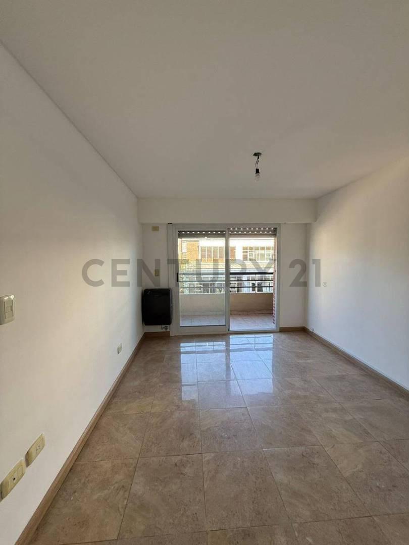 ALQUILER DEPARTAMENTO 3 AMBIENTES CON COCHERA CHAUVIN — foto 1