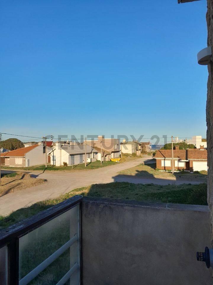 Vendemos dúplex en Claromecó — foto 1