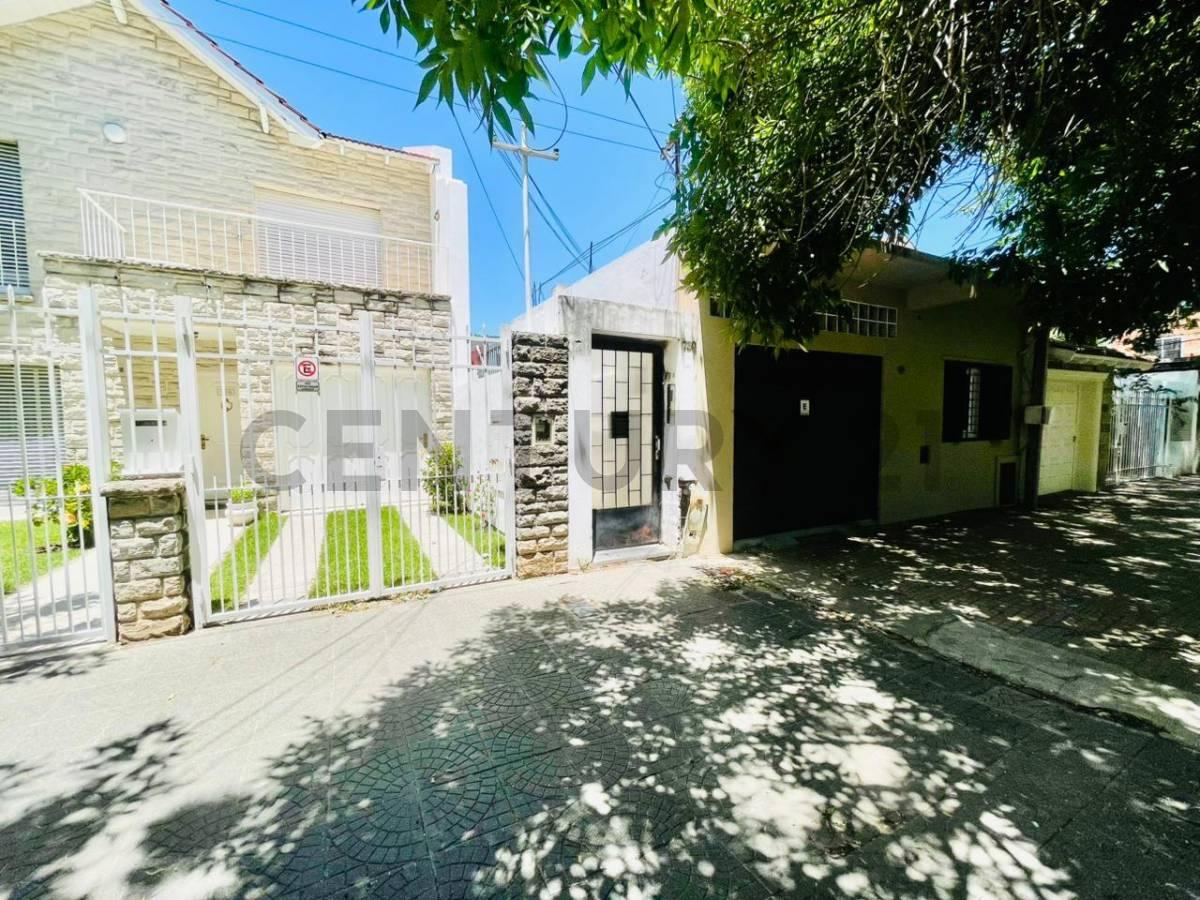 PH EN VENTA LA PLATA 1 DORMITORIO CON PATIO ZONA HOSPITAL ESPAÑOL — foto 1