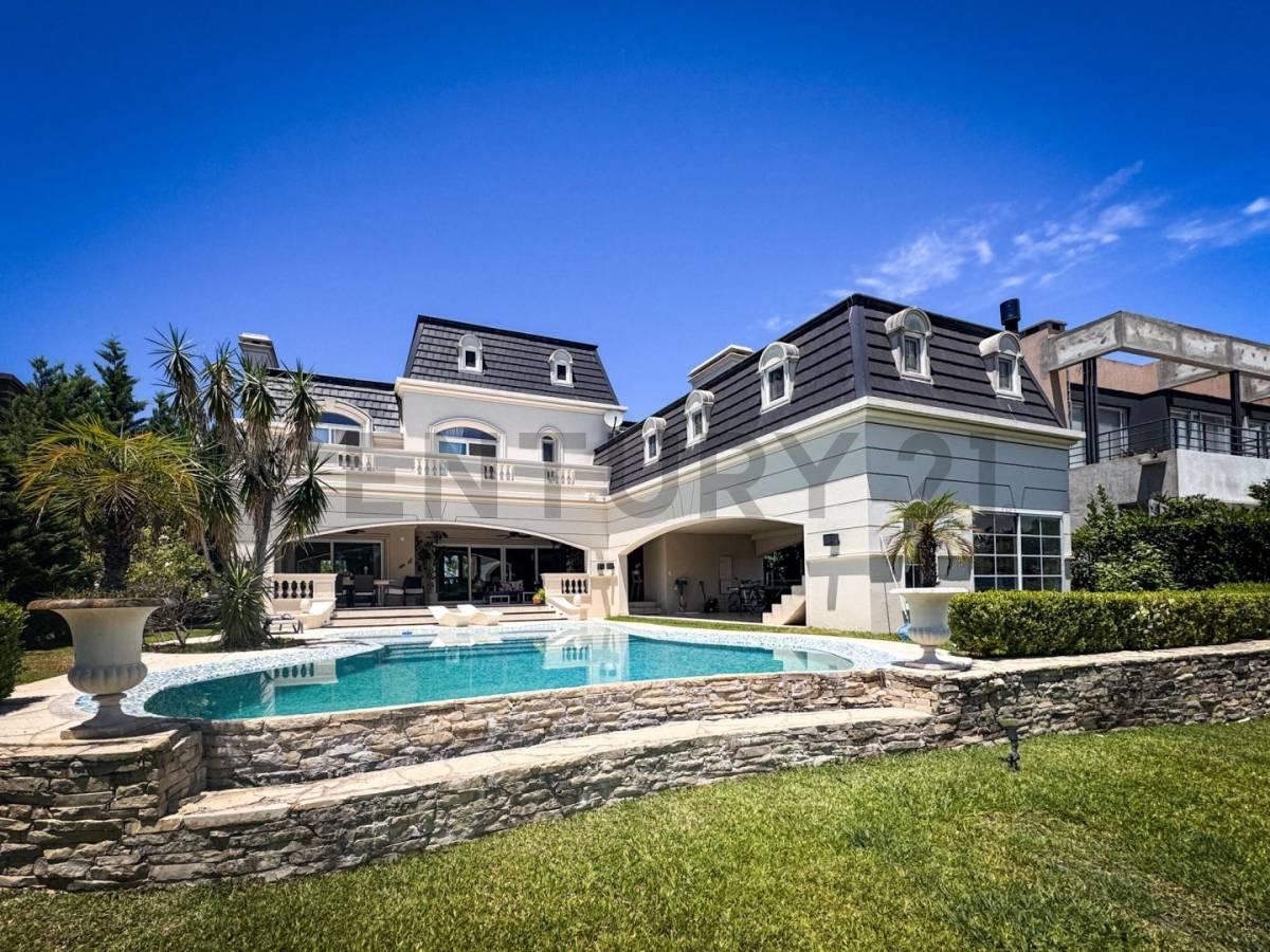 Impecable casa estilo Francés en venta en el exclusivo Barrio El Yacht, Nordelta — foto 1