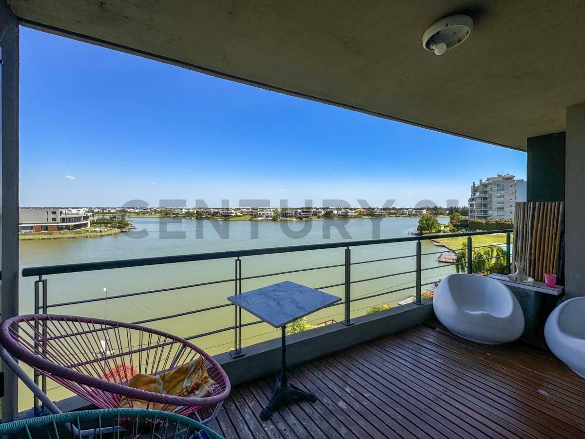 Islas del Golf Nordelta La Mansa con vista al lago central en venta — foto 1