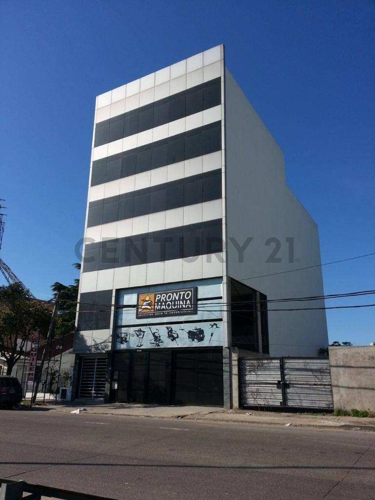 EDIFICIO DE OFICINAS COMERCIALES Y LOCAL COMERCIAL SOBRE COLECTORA Y R.N. 202 — foto 1