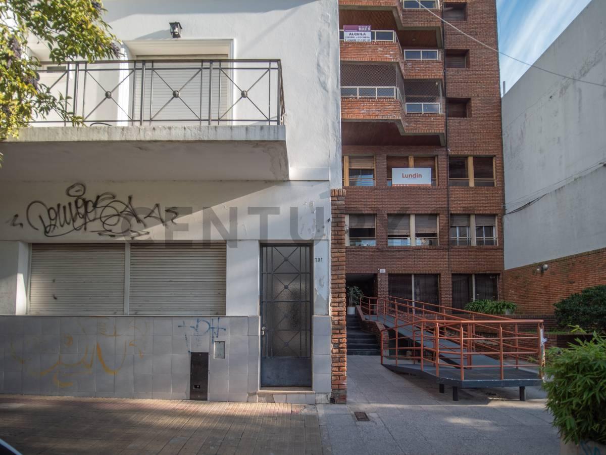 PH en venta en excelente ubicación de La Plata — foto 1