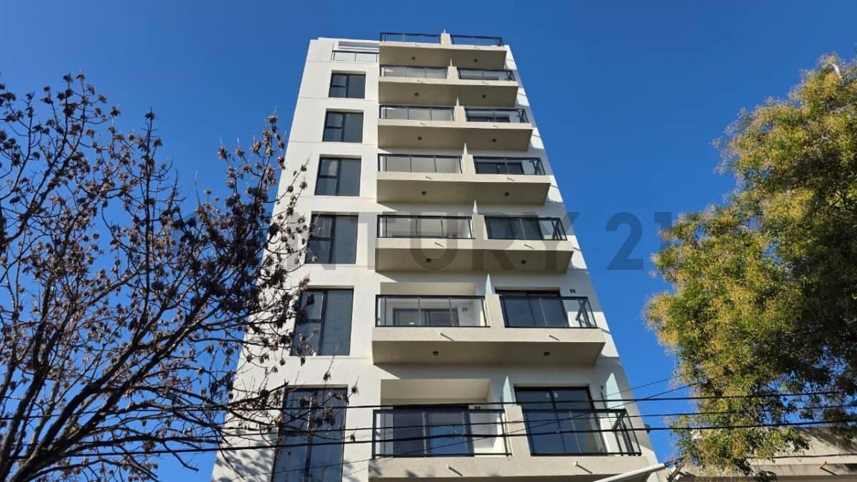 MONOAMBIENTE A ESTRENAR EN VENTA EN LA PLATA — foto 1