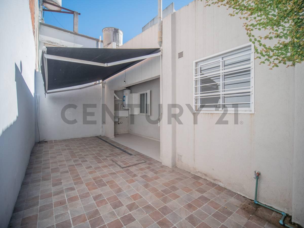 Casa en venta Calle 38 entre 18 y Plaza Güemes — foto 1