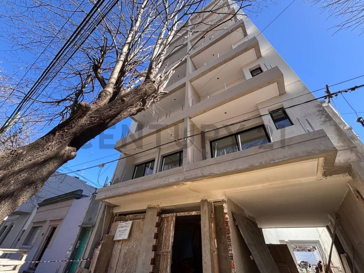 Departamento Semipiso de DOS dormitorios - EN construcción en La PLATA - COPIA — foto 1