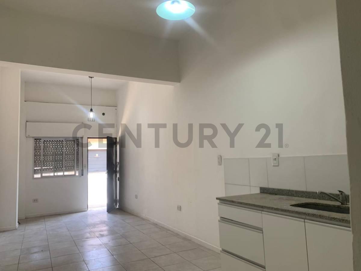 Venta de ph 2 ambientes, Valentin Alsina, Lanús — foto 1