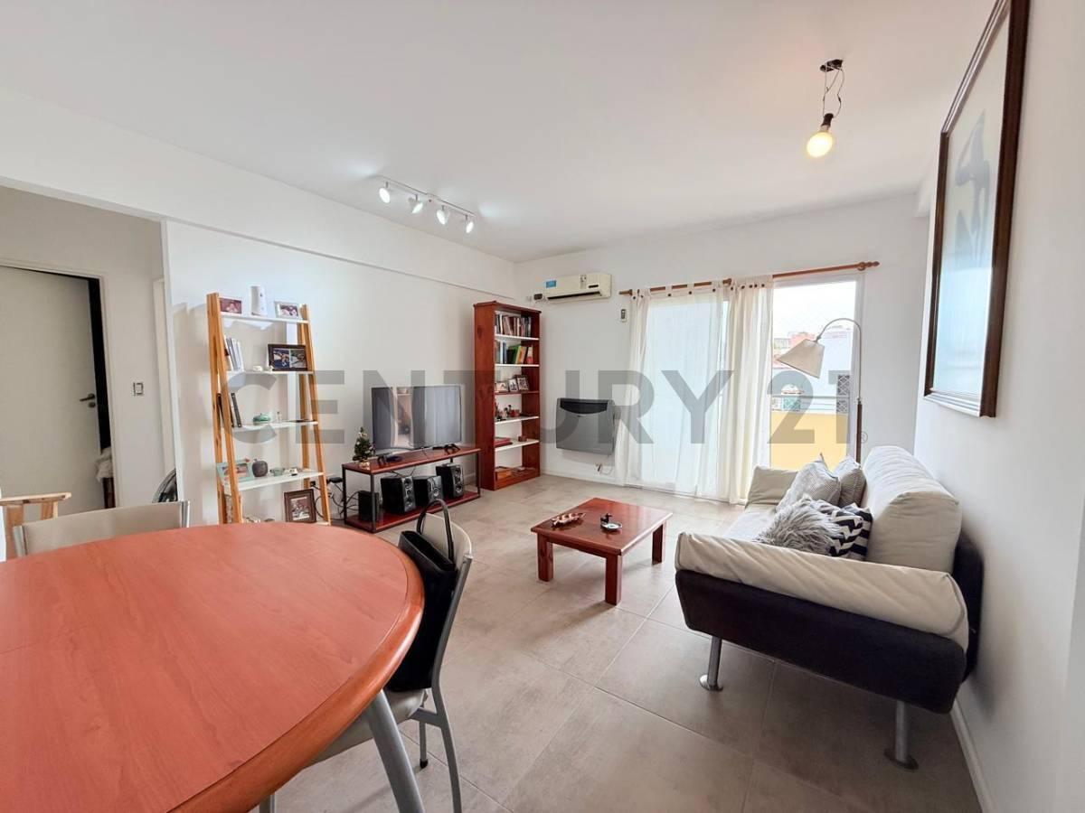 Departamento 2 ambientes en venta con cochera en Tigre — foto 1