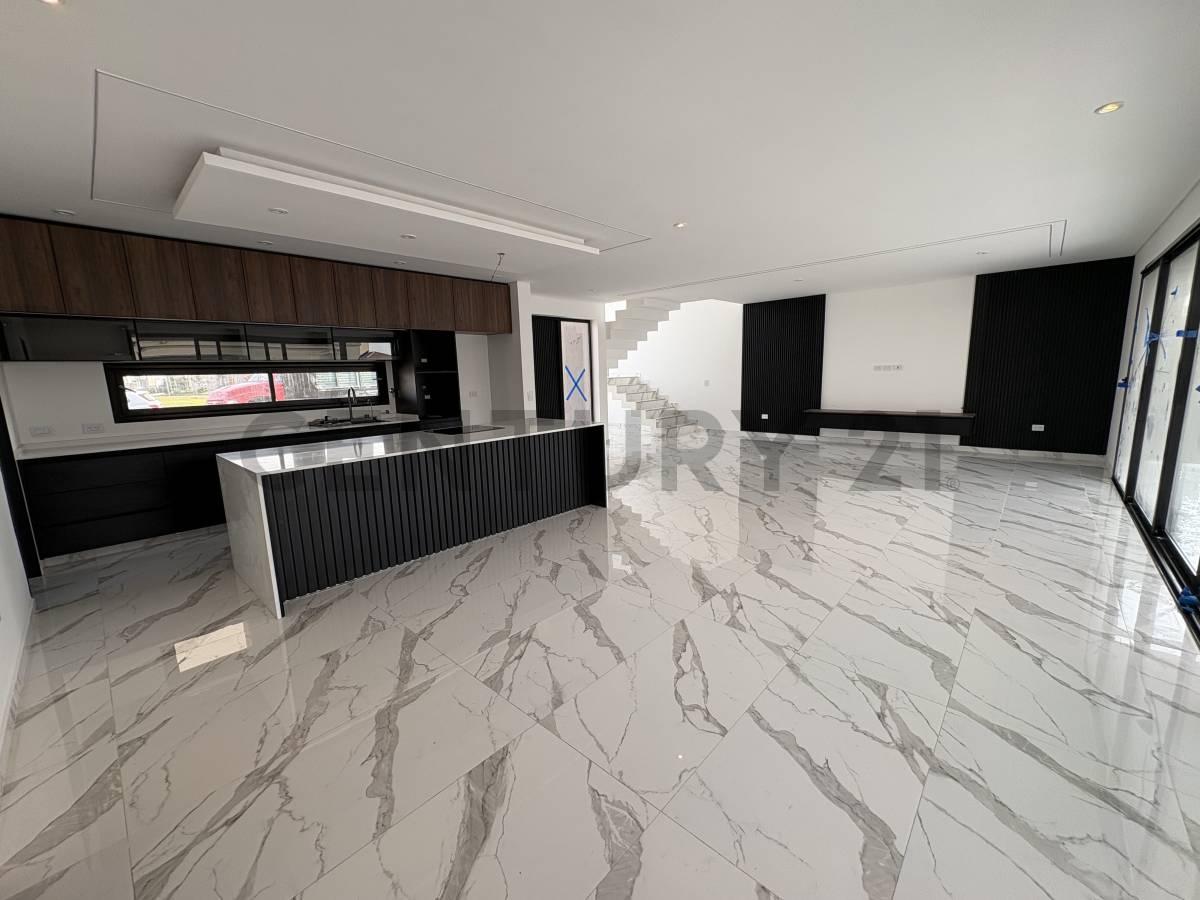 VENTA Casa Premium a Estrenar con Piscina, Galería y Parrilla | Diseño Moderno de Categoría — foto 1