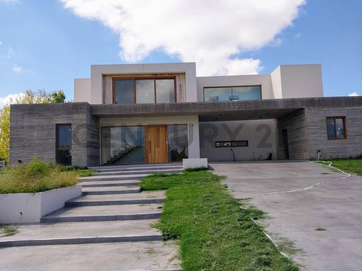 Casa en venta en Pilara, Milord. Frente a cancha de polo! — foto 1