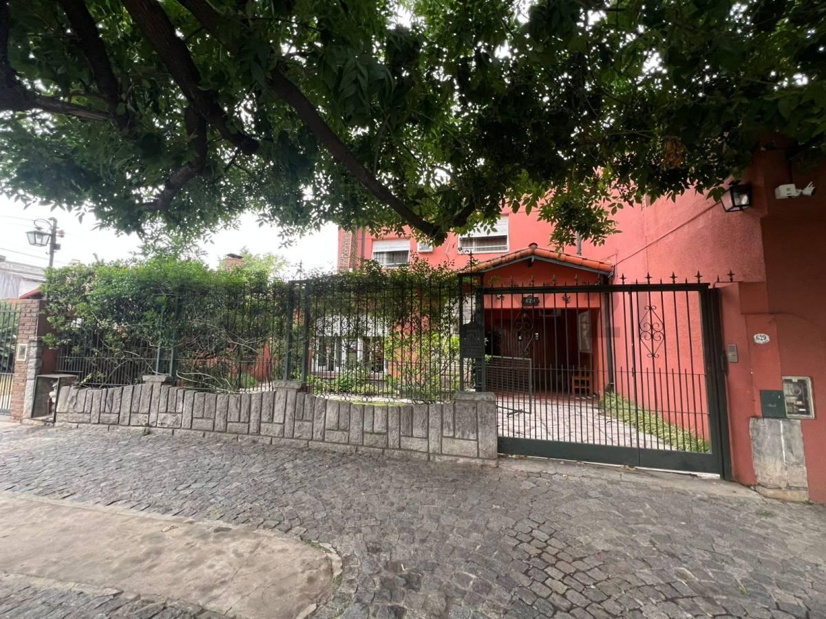 Venta Casa 4 ambientes en Ituzaingo — foto 1