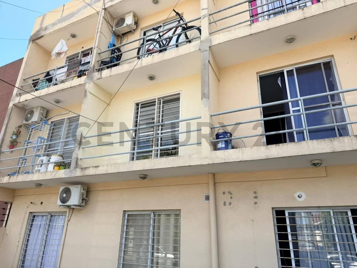 VENTA DEPARTAMENTO 2 AMB CON COCHERA MORON — foto 1