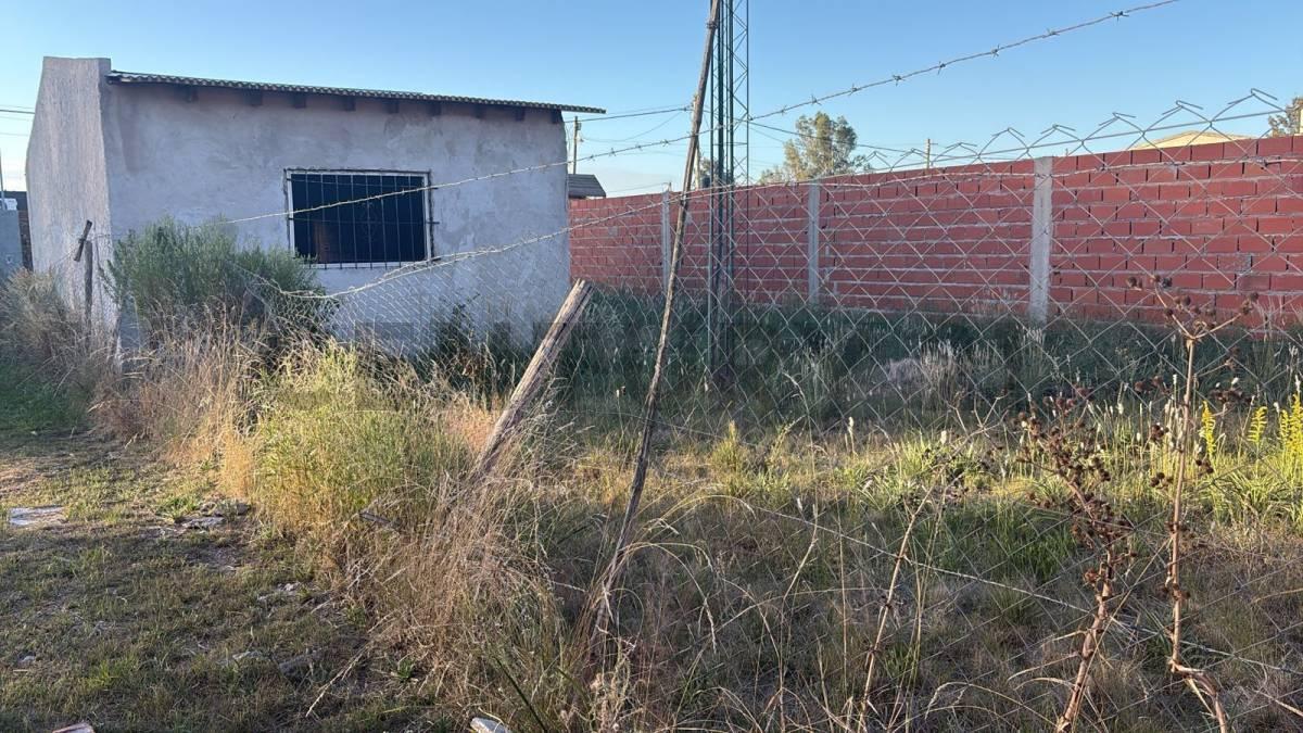 LOTE EN VENTA CON CONSTRUCCIÓN DE 50 MT2 — foto 1