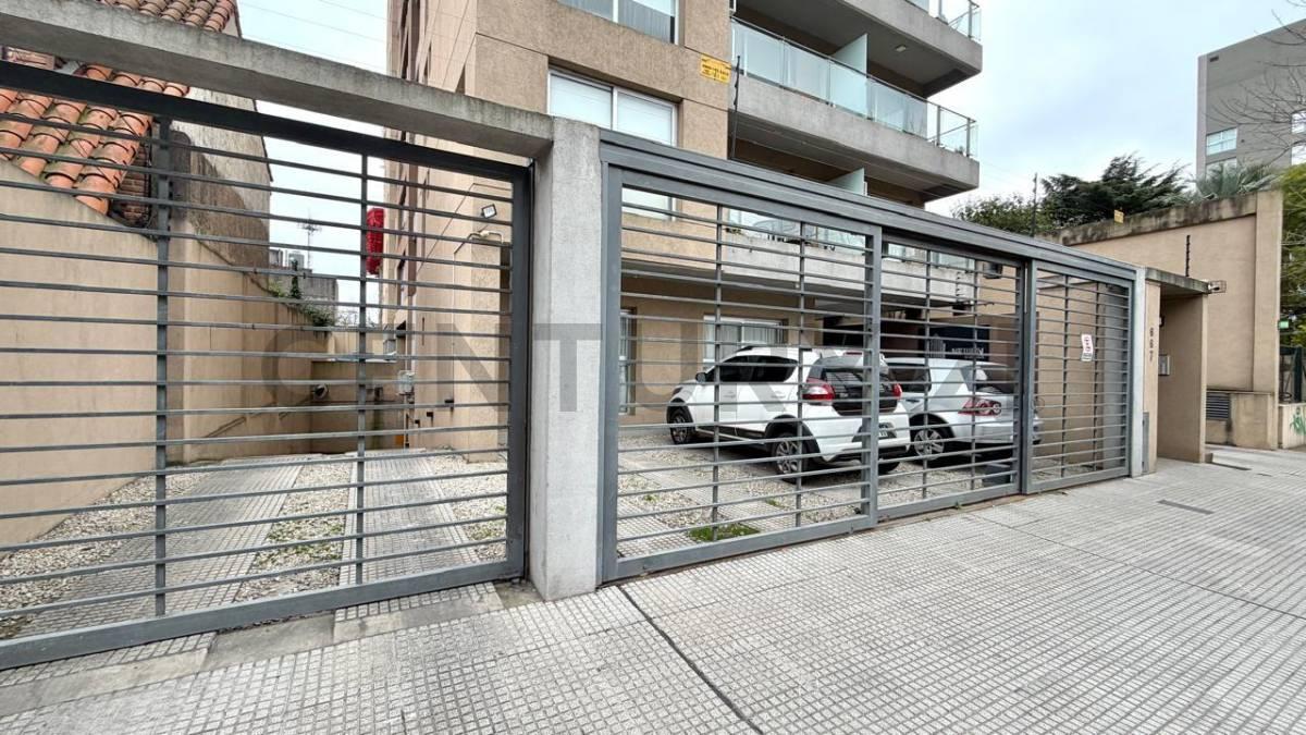 Venta de cochera cubierta – Ituzaingó Sur — foto 1