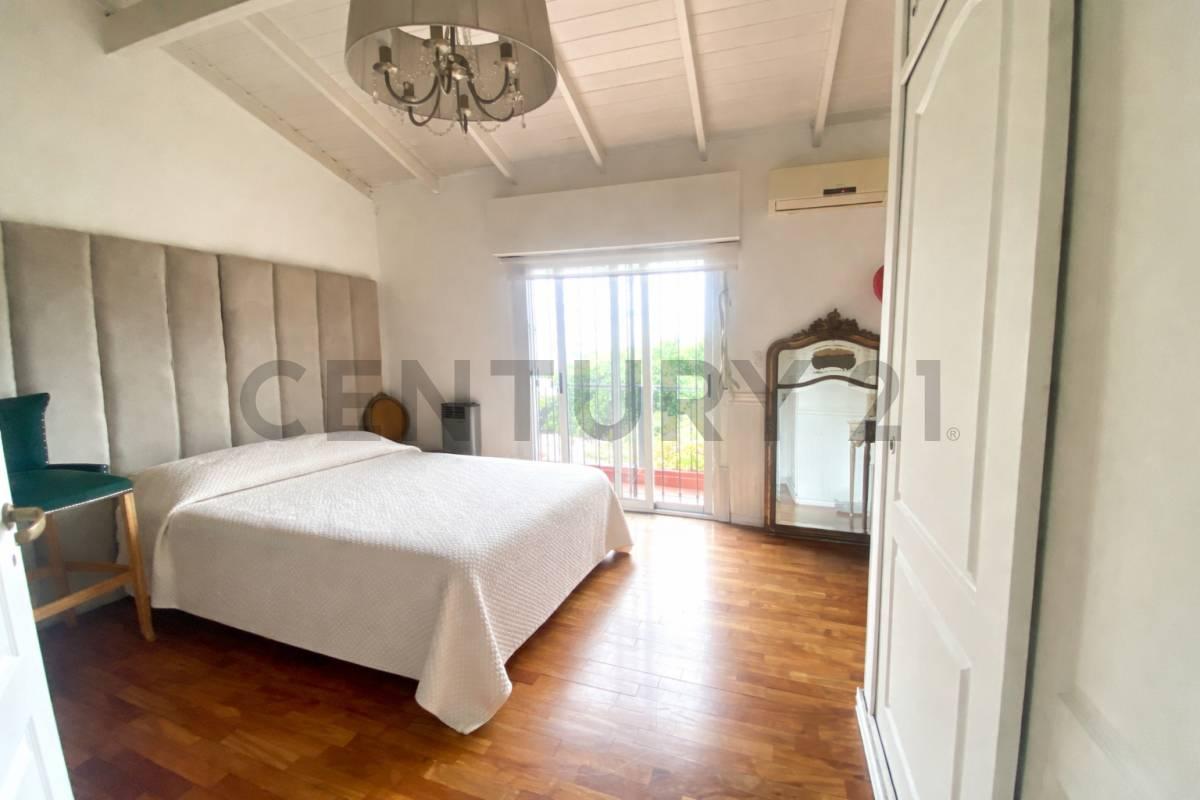 VENTA DÚPLEX 4 AMBIENTES PADUA NORTE C/RENTA- COCHERA Y JARDÍN - COPIA - COPIA — foto 1