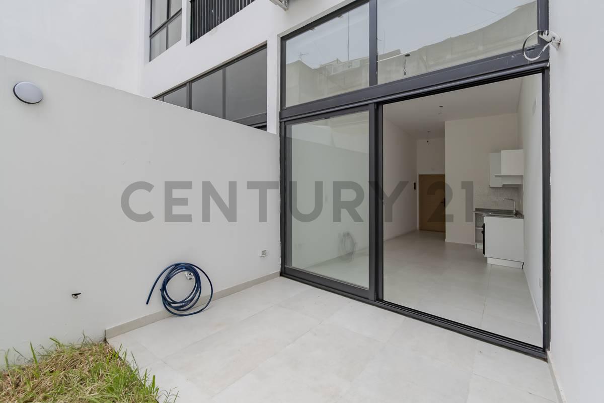 Venta – Monoambiente con Jardín Privado y Amenities. — foto 1