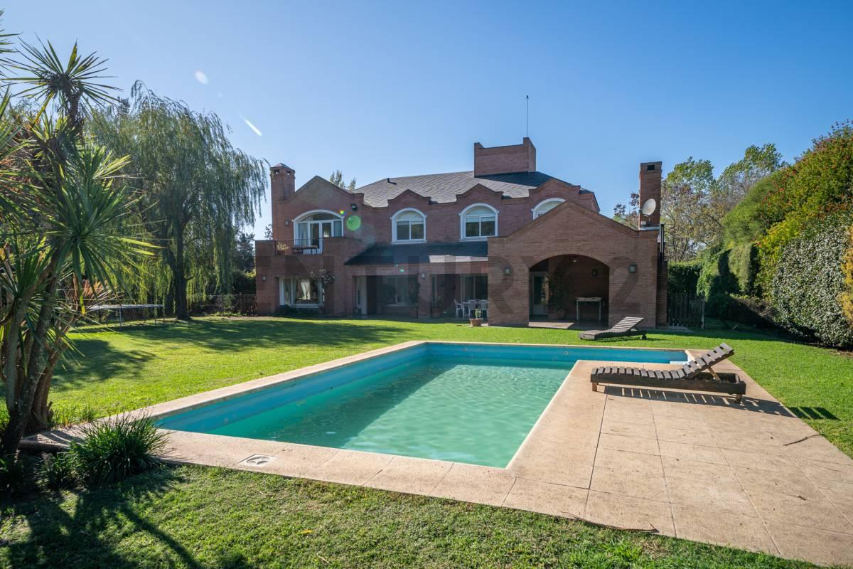 VENTA CASA 7 AMB PILETA QUINCHO TERRENO 2000 M2 — foto 1