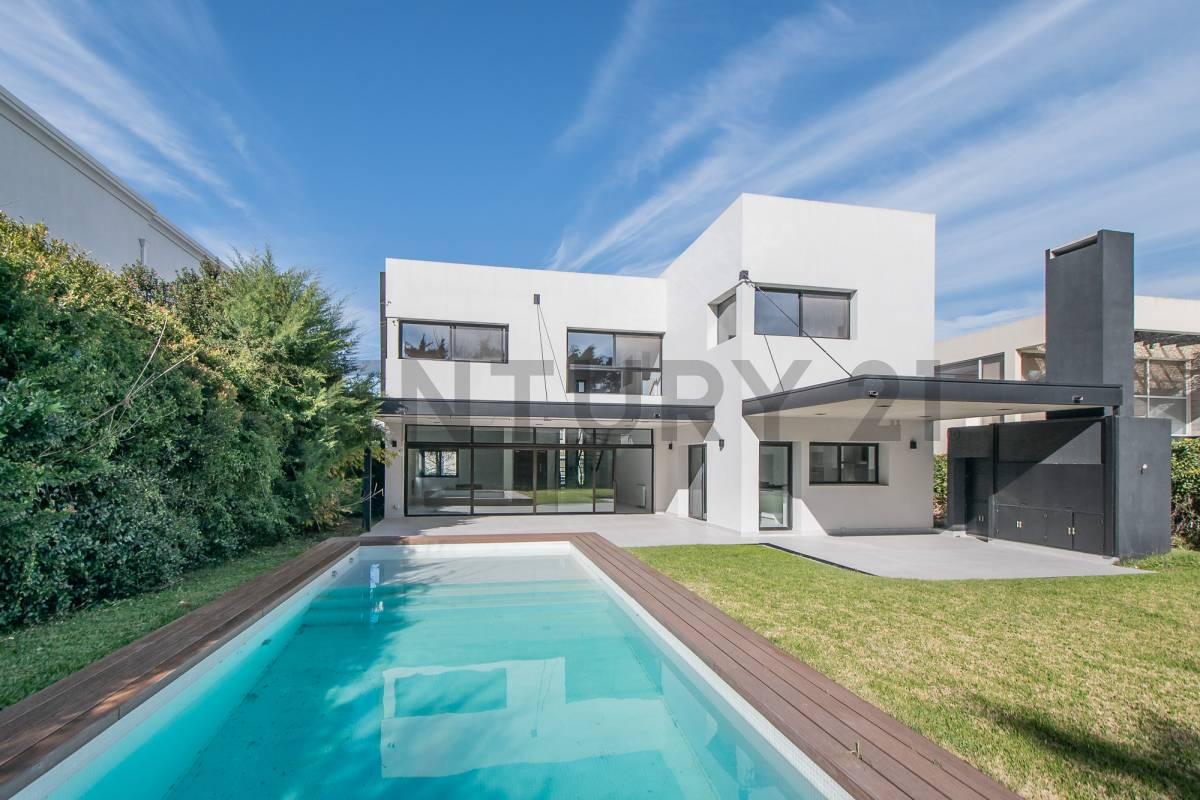 CASA PREMIUM con pileta en Villa Pacheco — foto 1