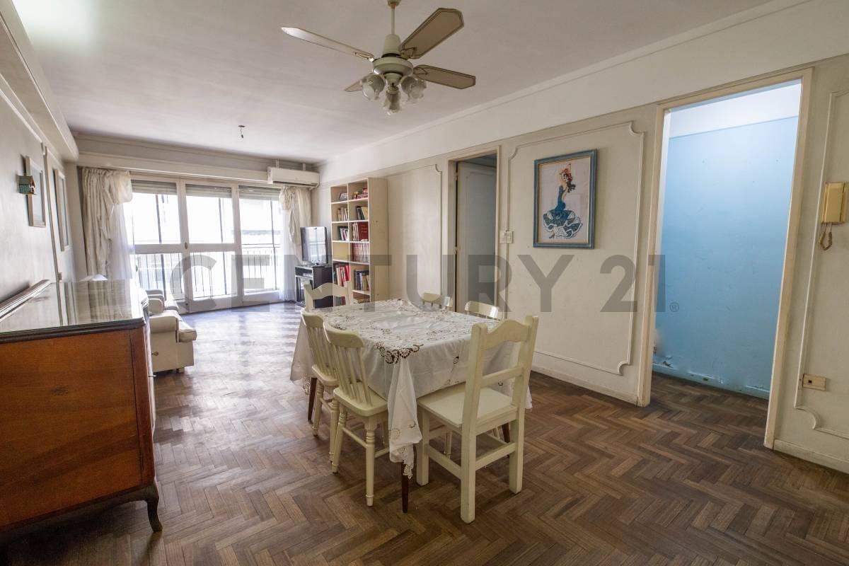 VENTA departamento 4 amb. con balcon en Balvanera — foto 1