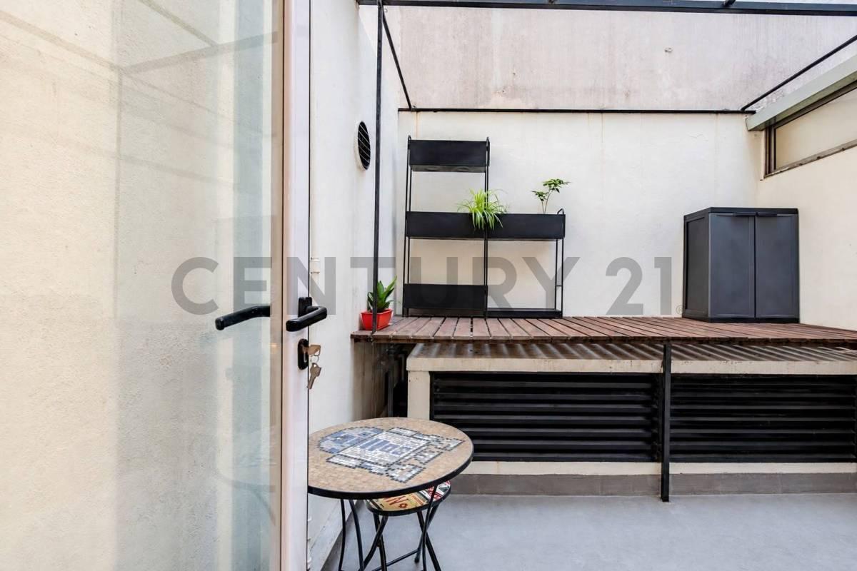 VENTA Depto 2 amb con patio y cochera - Belgrano — foto 1