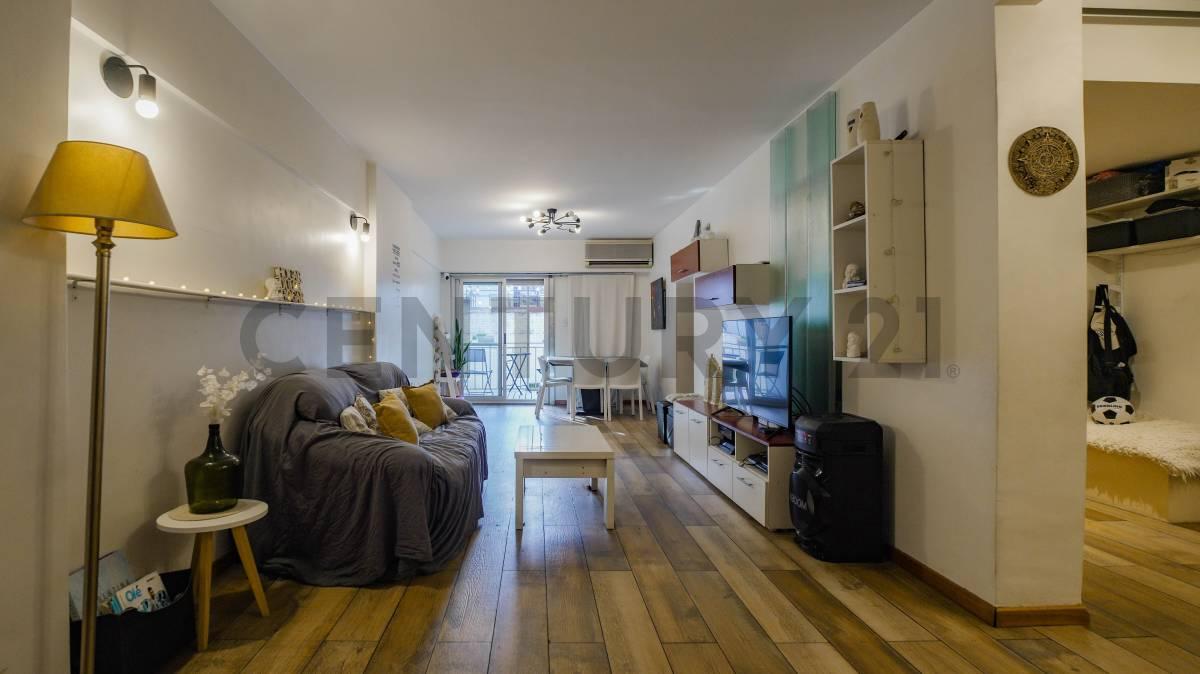 4 AMBIENTES BALCON Y COCHERA! RECICLADO A NUEVO | APTO CREDITO | ACEPTA PERMUTA — foto 1