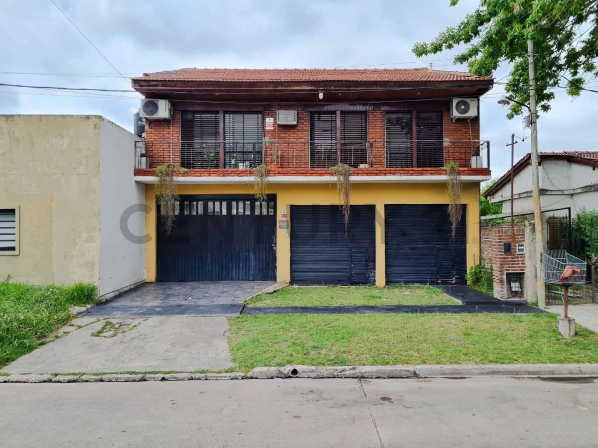 Casa en venta en Ringuelet — foto 1