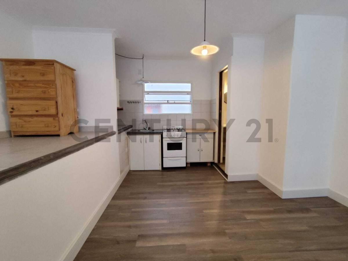Venta de Monoambiente-Excelente ubicación — foto 1