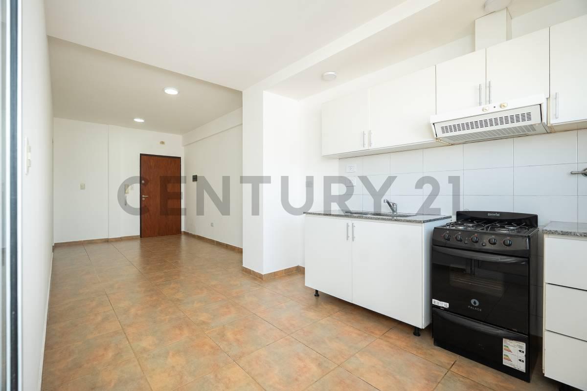 Departamento de 1 dormitorio con balcon al frente — foto 1