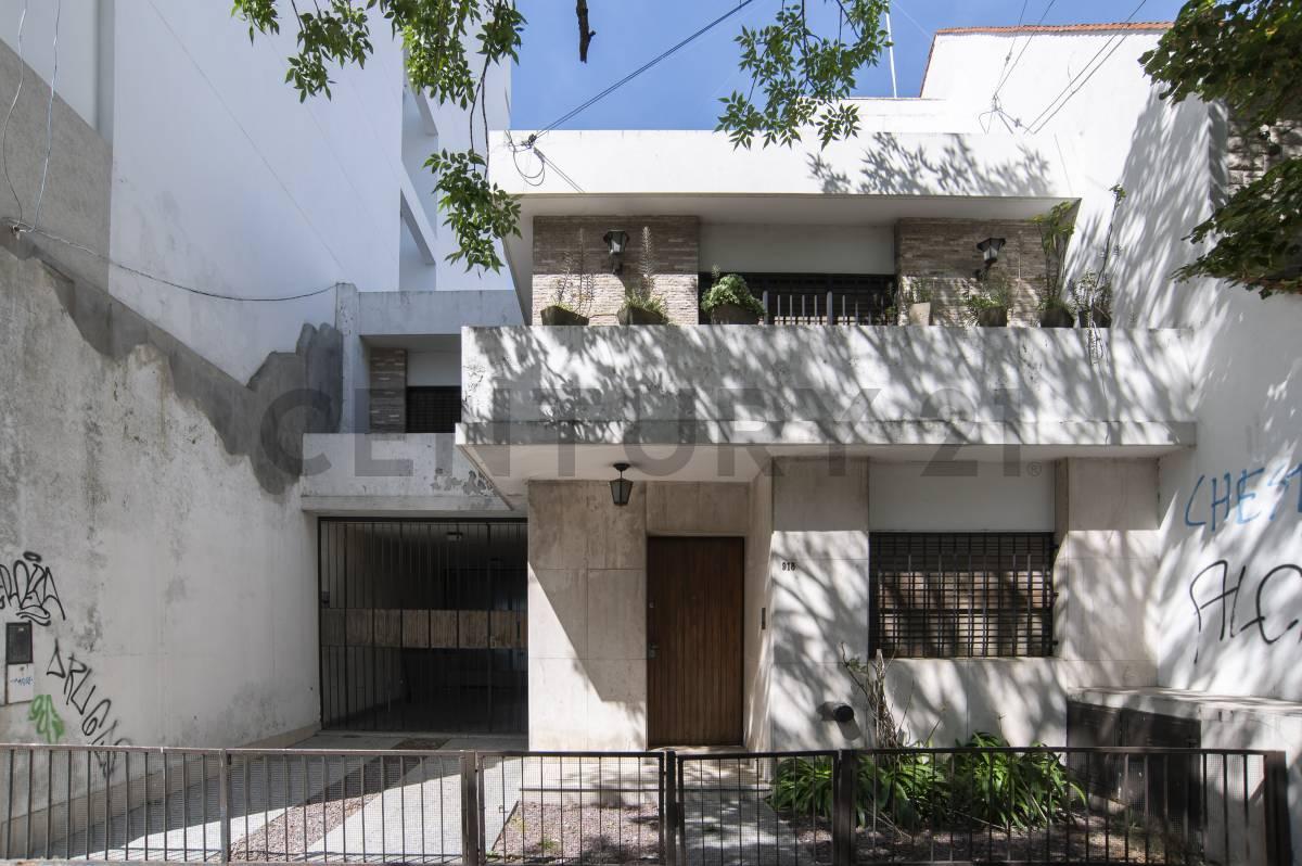 venta casa 3 dormitorios la plata — foto 1