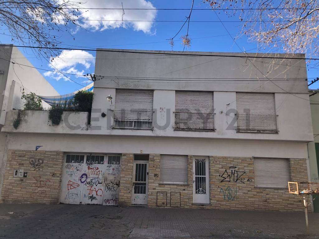 9 entre 63 y 64 Casa mas Departamento en Venta La Plata — foto 1