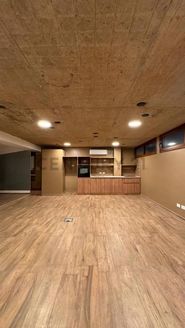 DEPARTAMENTO EN VENTA EN LA PLATA TIPO MONOAMBIENTE CON PATIO A ESTRENAR — foto 1