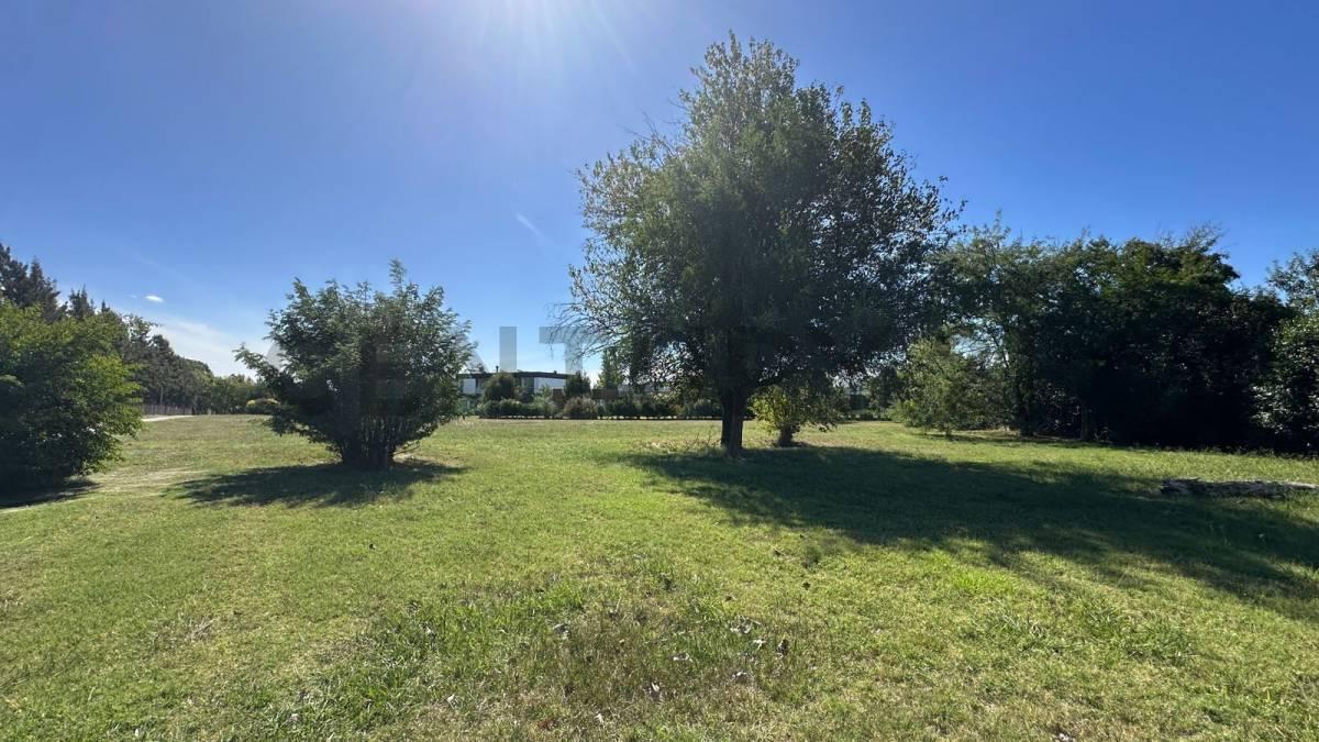 LOTE EN VENTA EN CITY BELL CLUB DE CAMPO LOMAS DE CITY BELL — foto 1
