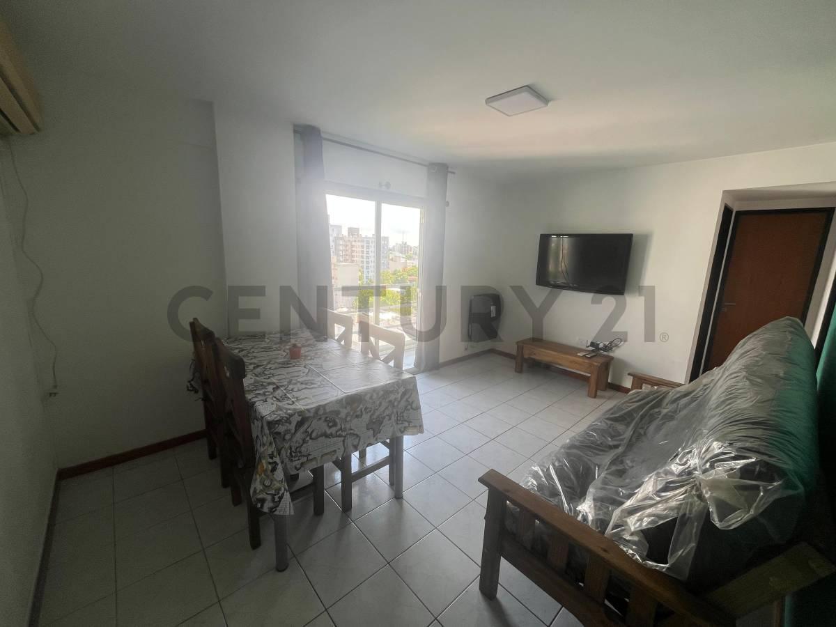 DEPARTAMENTO EN VENTA DE 1 DORMITORIO CON COCHERA Y BAULERA - LA PLATA — foto 1