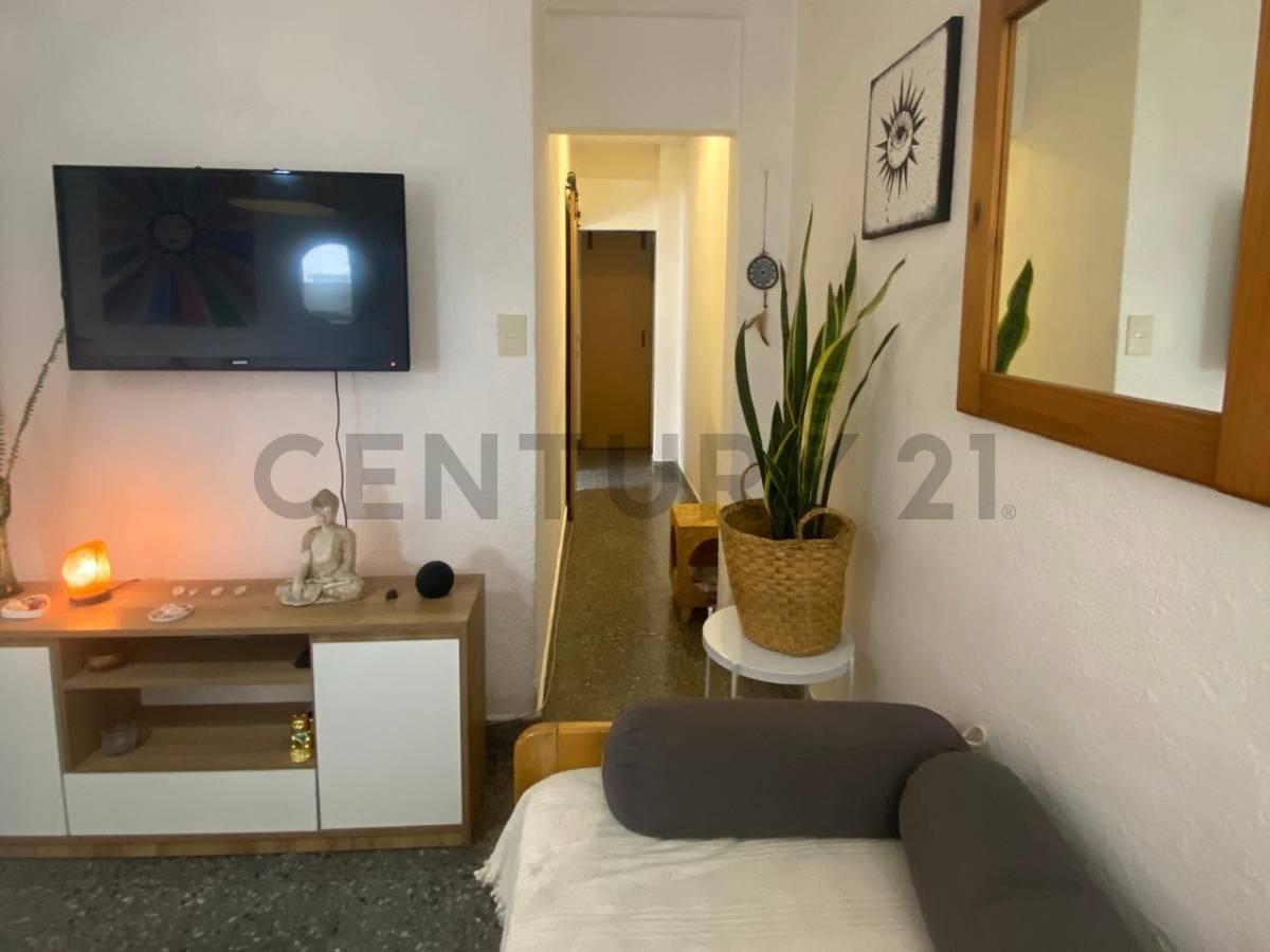 DEPARTAMENTO EN VENTA EN LA PLATA 2 DORMITORIOS Y COCHERA — foto 1