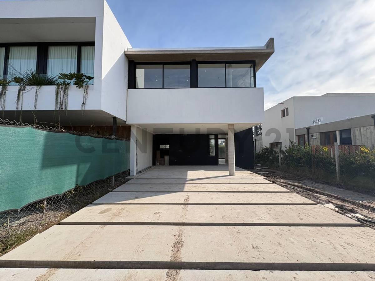 Casa en venta en City Bell -El Quimilar — foto 1