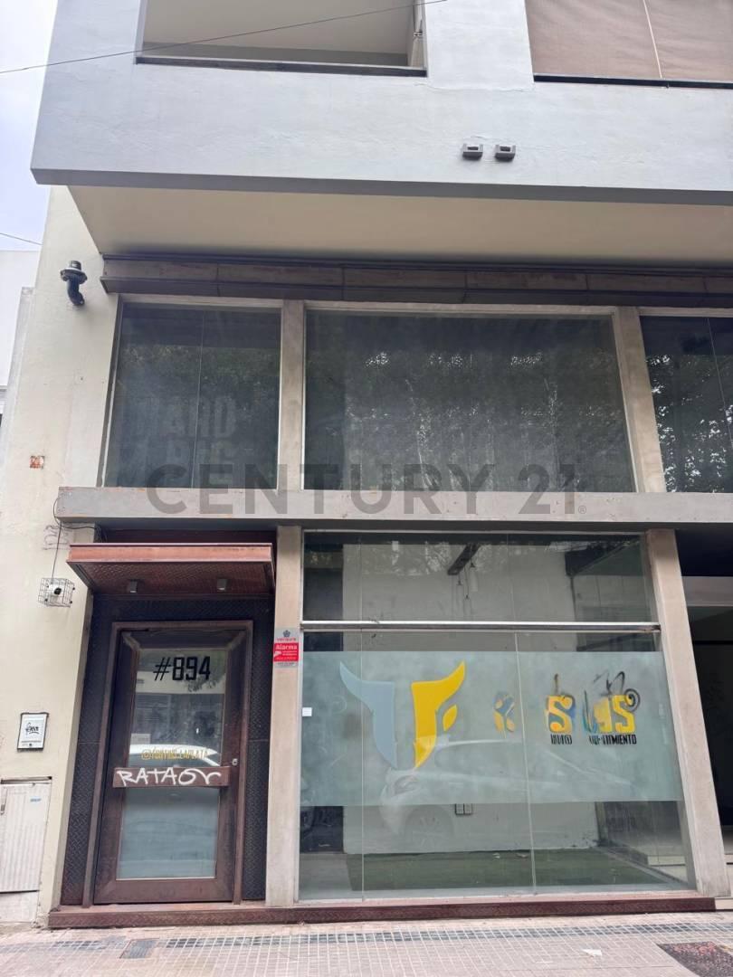 Local en Alquiler - 57 entre 12 y 13 - 285 m2 - $3.000.000 — foto 1