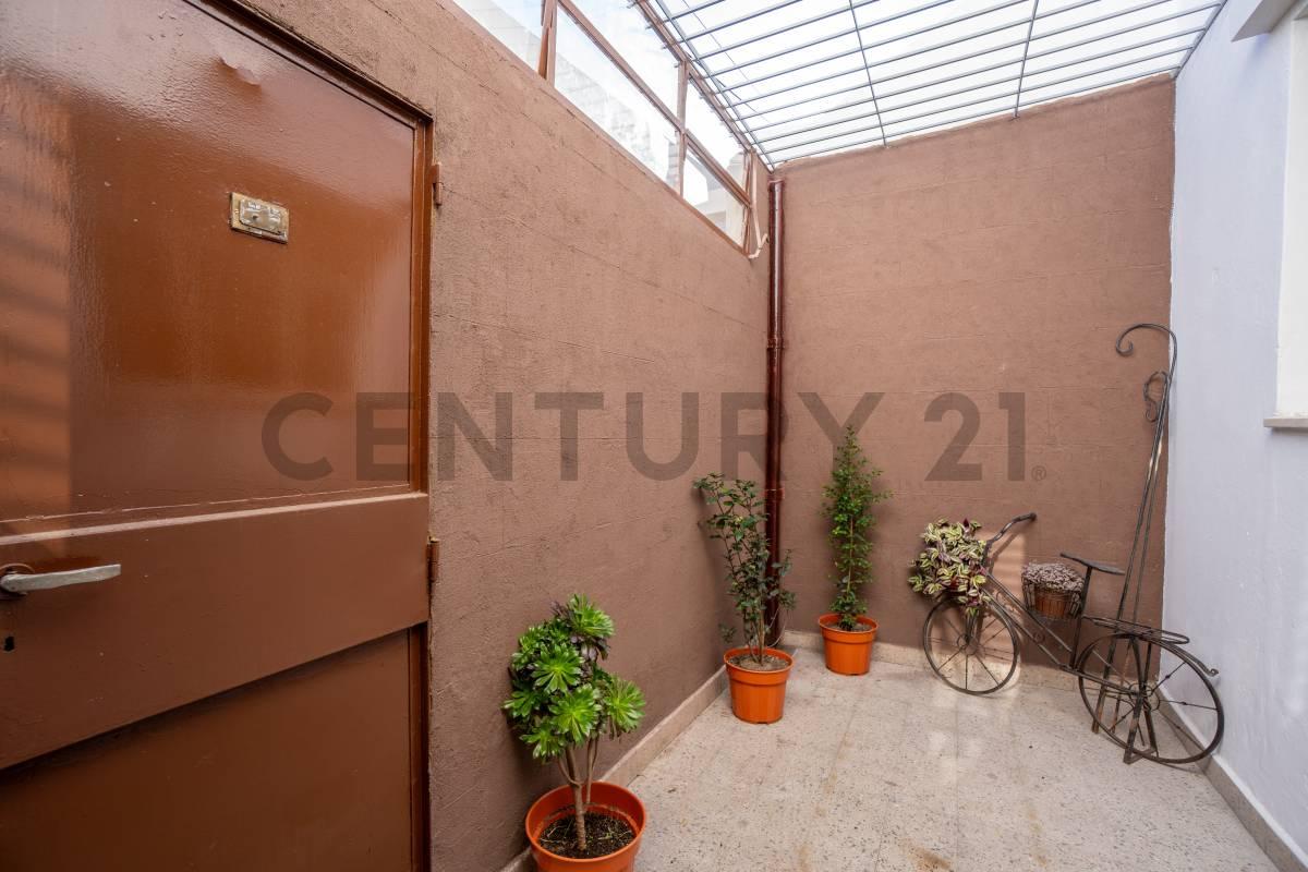 Departamento tipo PH en venta en La Plata dos dormitorios — foto 1