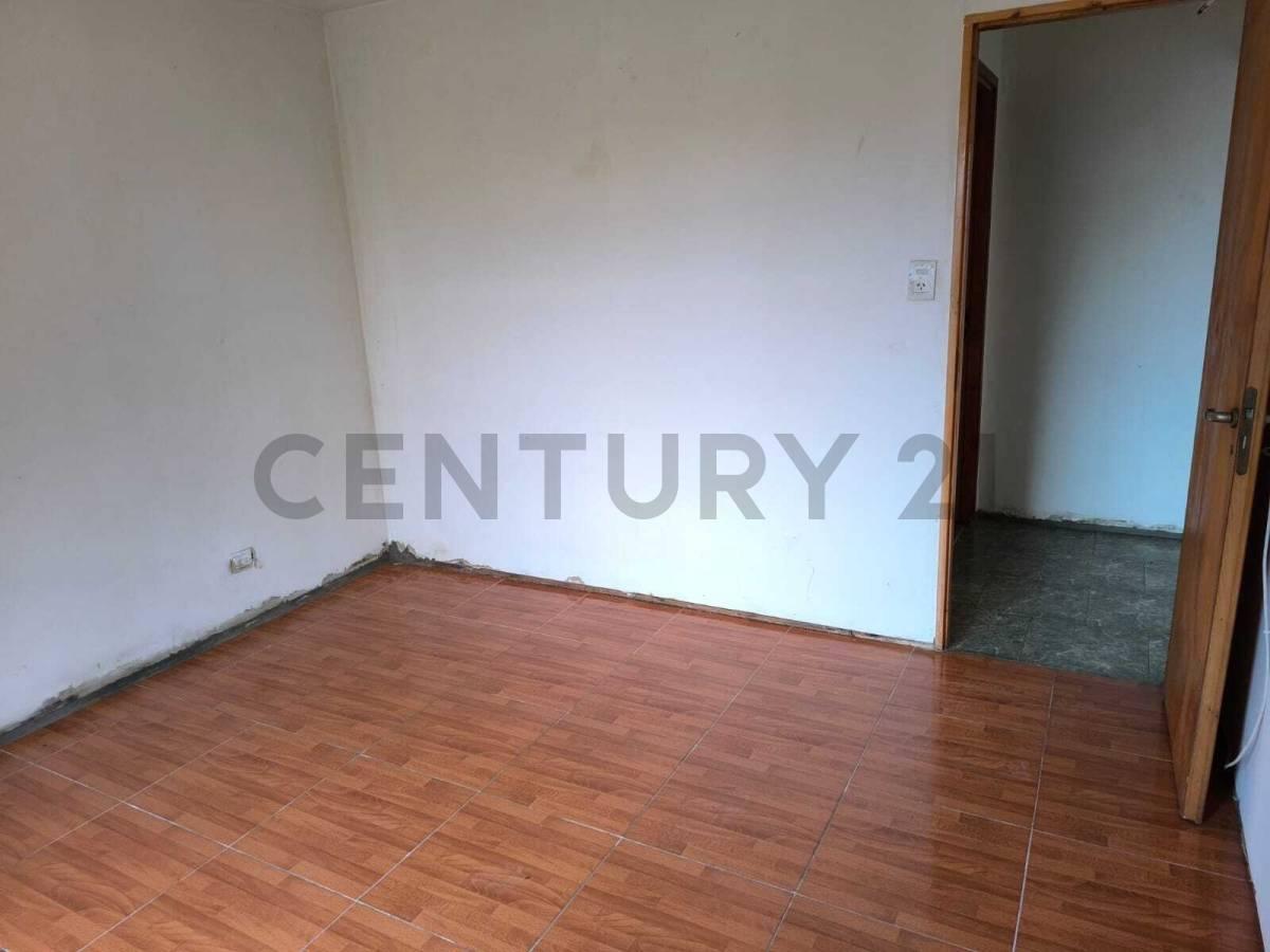 Venta casa a reciclar en lote la plata — foto 1