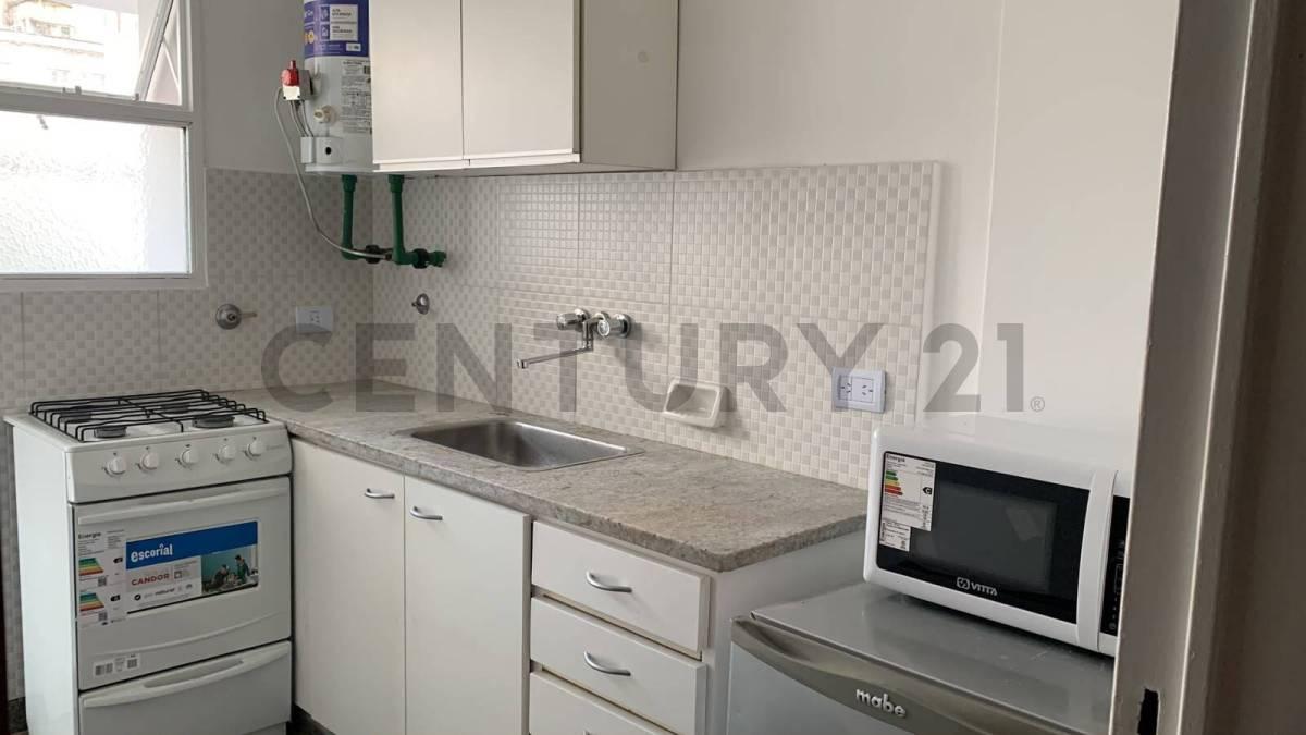 Departamento en alquiler en La Plata de 1 dormitorio — foto 1