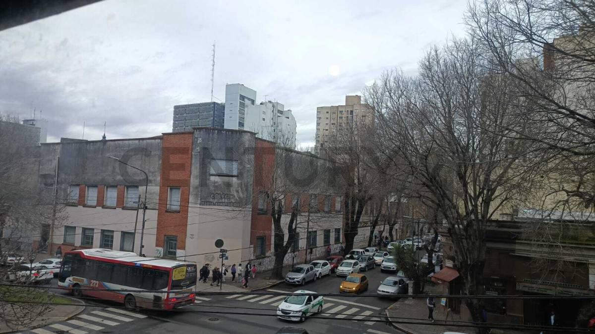 DEPARTAMENTO EN ALQUILER EN LA PLATA DE 1 DORMITORIO — foto 1