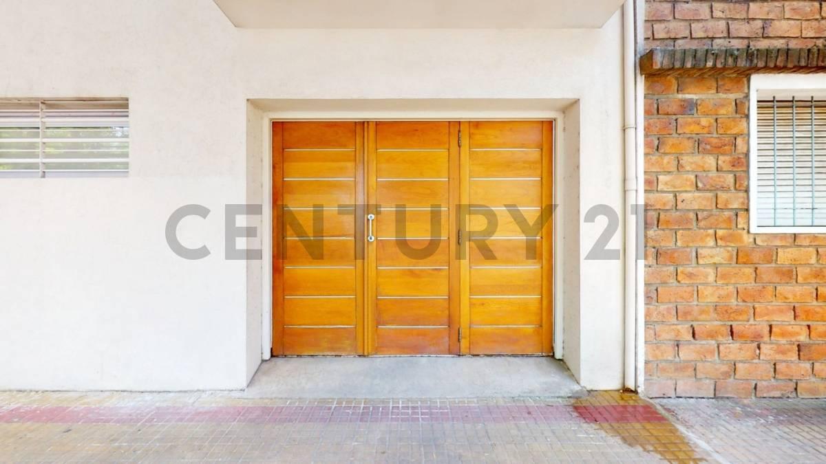 CASA EN VENTA EN LA PLATA — foto 1