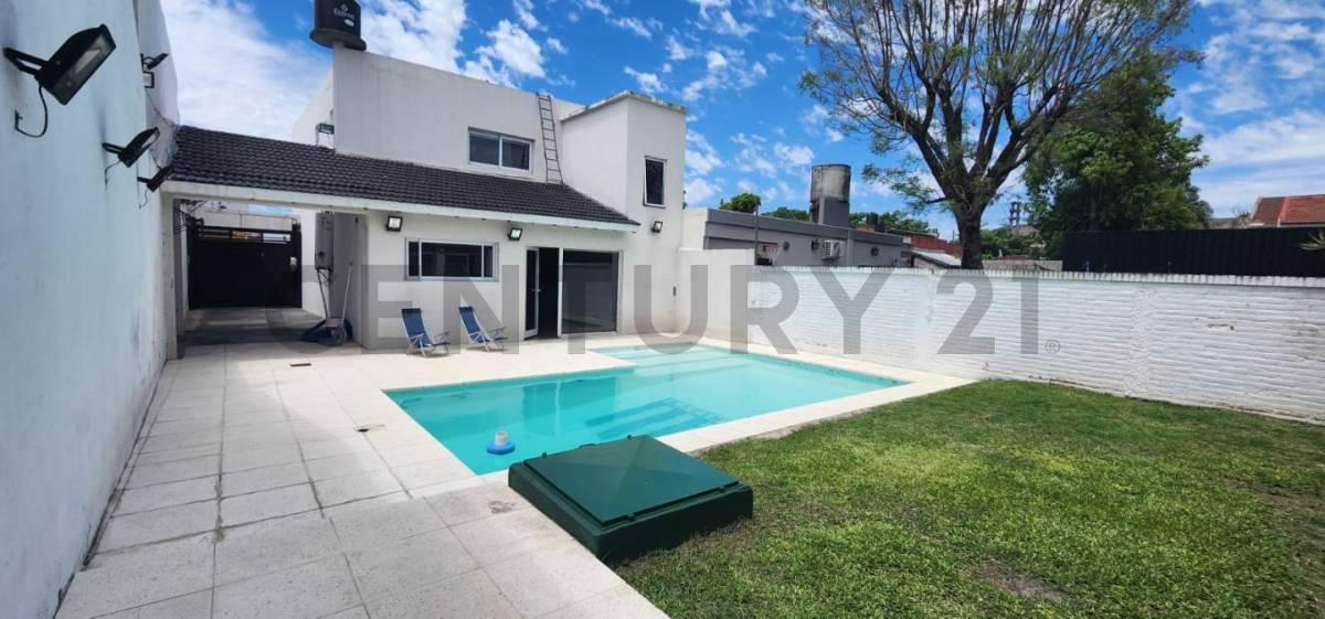 Venta de Casa 5 AMBIENTES, Morón — foto 1
