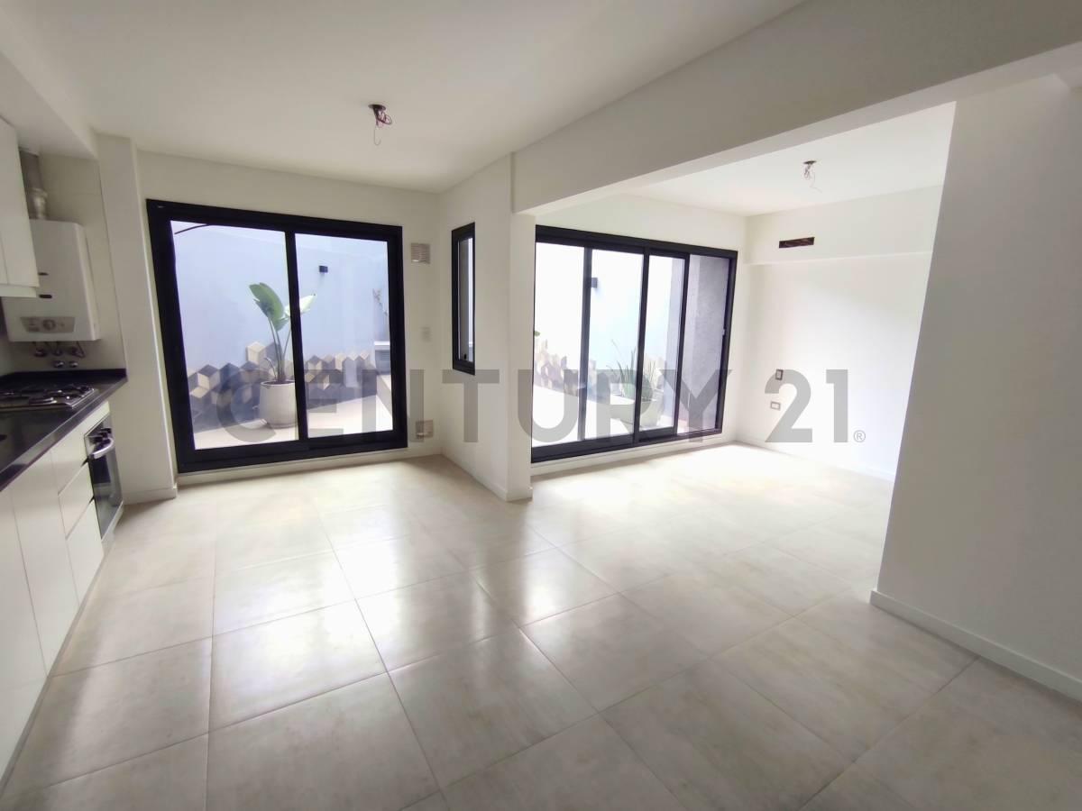 Venta Monoambiente con patio en Centro, Rosario — foto 1