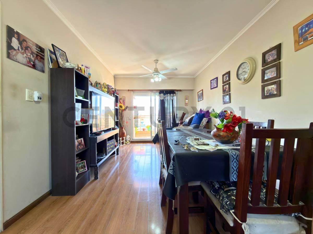 Venta | Departamento de 1 Dormitorio con balcón al frente y amenities en Echesortu, Rosario — foto 1