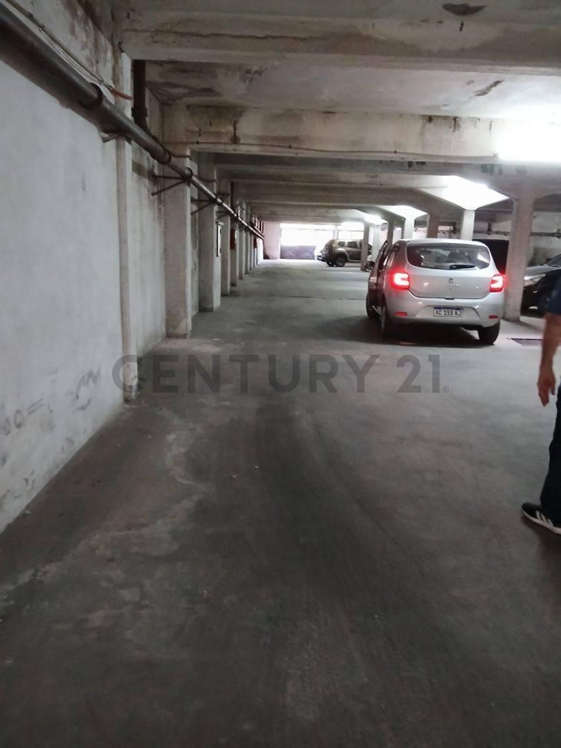 Cochera cubierta en venta La Plata — foto 1