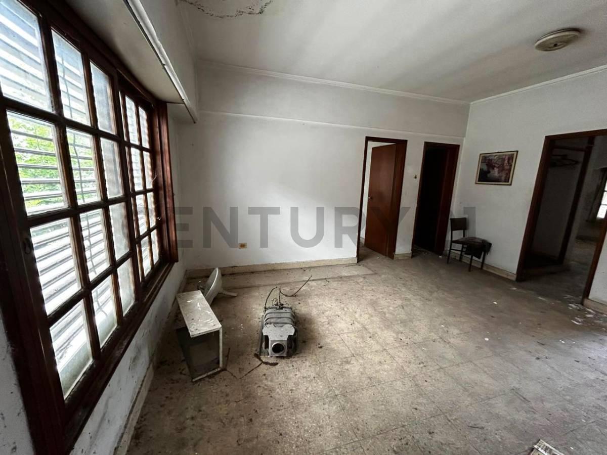 Venta de Casa de 5 Dorm en Ensenada - Oportunidad Comercial! — foto 1