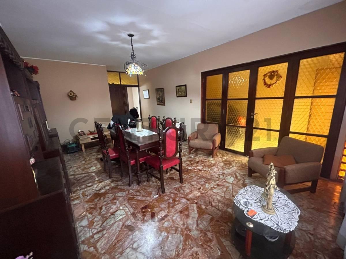 Venta de Casa de 3 Dormitorios en Parque San Martin - La Plata — foto 1