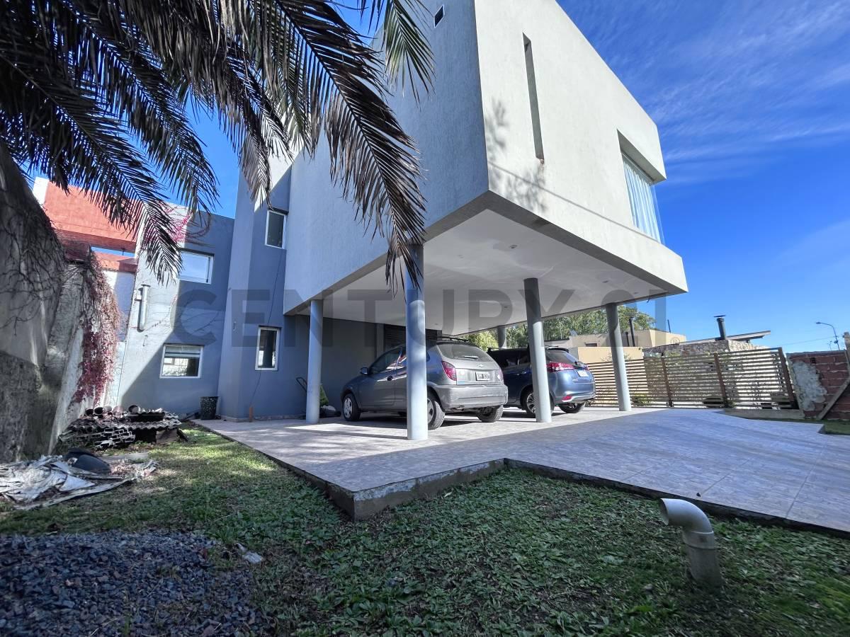 Venta Casa de 4 Dormitorios en Villa del Plata, Punta Lara, Ensenada — foto 1