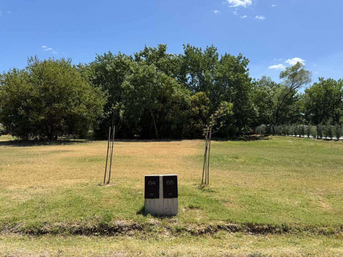 Lote en venta en City Bell — foto 1
